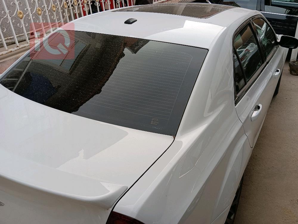 كرايسلر 300
